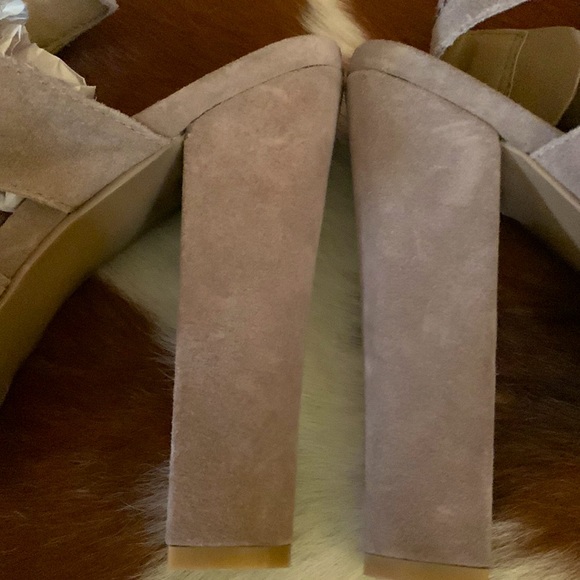 Steve Madden Suede Heel - Picture 9 of 12